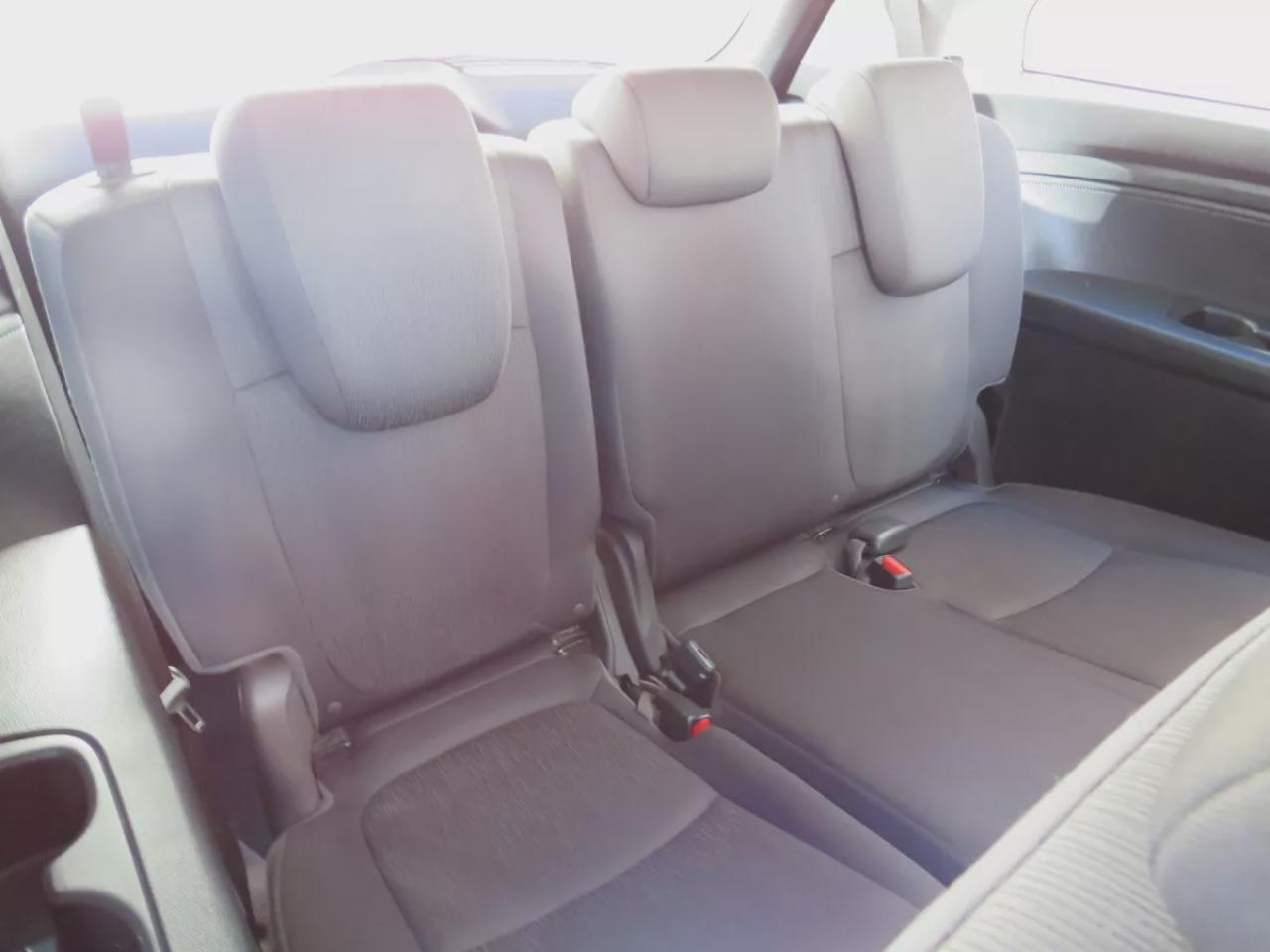 2019 Honda Odyssey EX (**SAFETY/CERTIFIED!!**8 PASSENGER!!**TRAILER HITCH**TINTS**ALLOY RIMS**DVD ENTERTAINMENT SYSTEM**SUNROOF**POWER SLIDING DOORS**POWER TAILGATE**LANE ASSIST**COLLISION WARNING**HEATED SEATS**PUSH BUTTON START**ANDROID AUTO/APPLE CARPLAY**REVERSE CAMERA* Photo