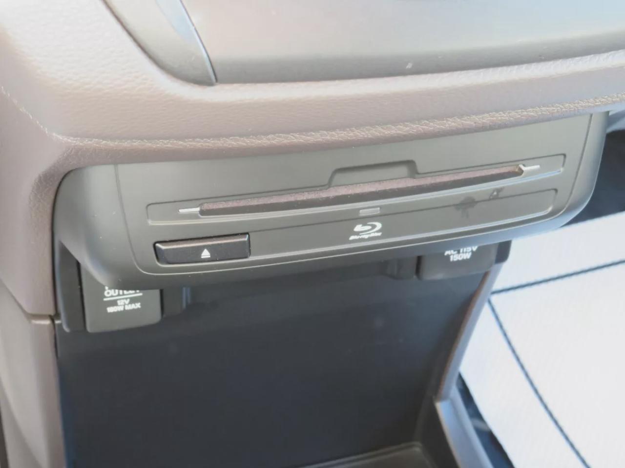 2019 Honda Odyssey EX (**SAFETY/CERTIFIED!!**8 PASSENGER!!**TRAILER HITCH**TINTS**ALLOY RIMS**DVD ENTERTAINMENT SYSTEM**SUNROOF**POWER SLIDING DOORS**POWER TAILGATE**LANE ASSIST**COLLISION WARNING**HEATED SEATS**PUSH BUTTON START**ANDROID AUTO/APPLE CARPLAY**REVERSE CAMERA* Photo