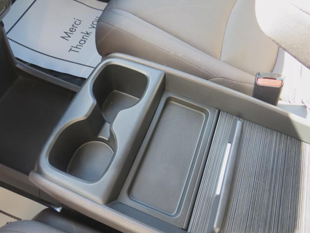 2019 Honda Odyssey EX (**SAFETY/CERTIFIED!!**8 PASSENGER!!**TRAILER HITCH**TINTS**ALLOY RIMS**DVD ENTERTAINMENT SYSTEM**SUNROOF**POWER SLIDING DOORS**POWER TAILGATE**LANE ASSIST**COLLISION WARNING**HEATED SEATS**PUSH BUTTON START**ANDROID AUTO/APPLE CARPLAY**REVERSE CAMERA* Photo