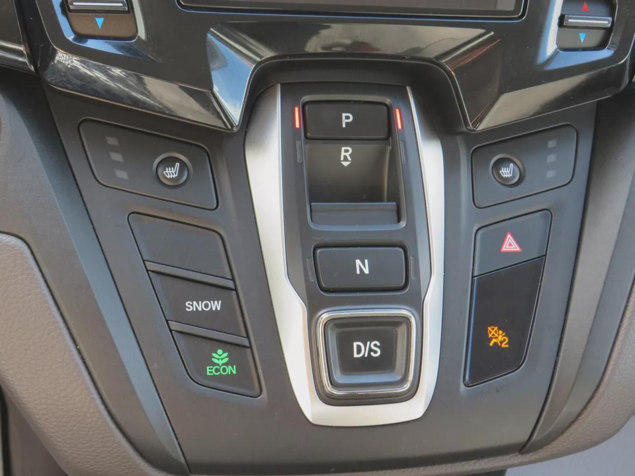 2019 Honda Odyssey EX  | Safety Certified | 8 Passenger | Trailer Hitch | Tints | Alloy Rims | DVD Entertainment System | Sunroof | Power Sliding Doors | Photo