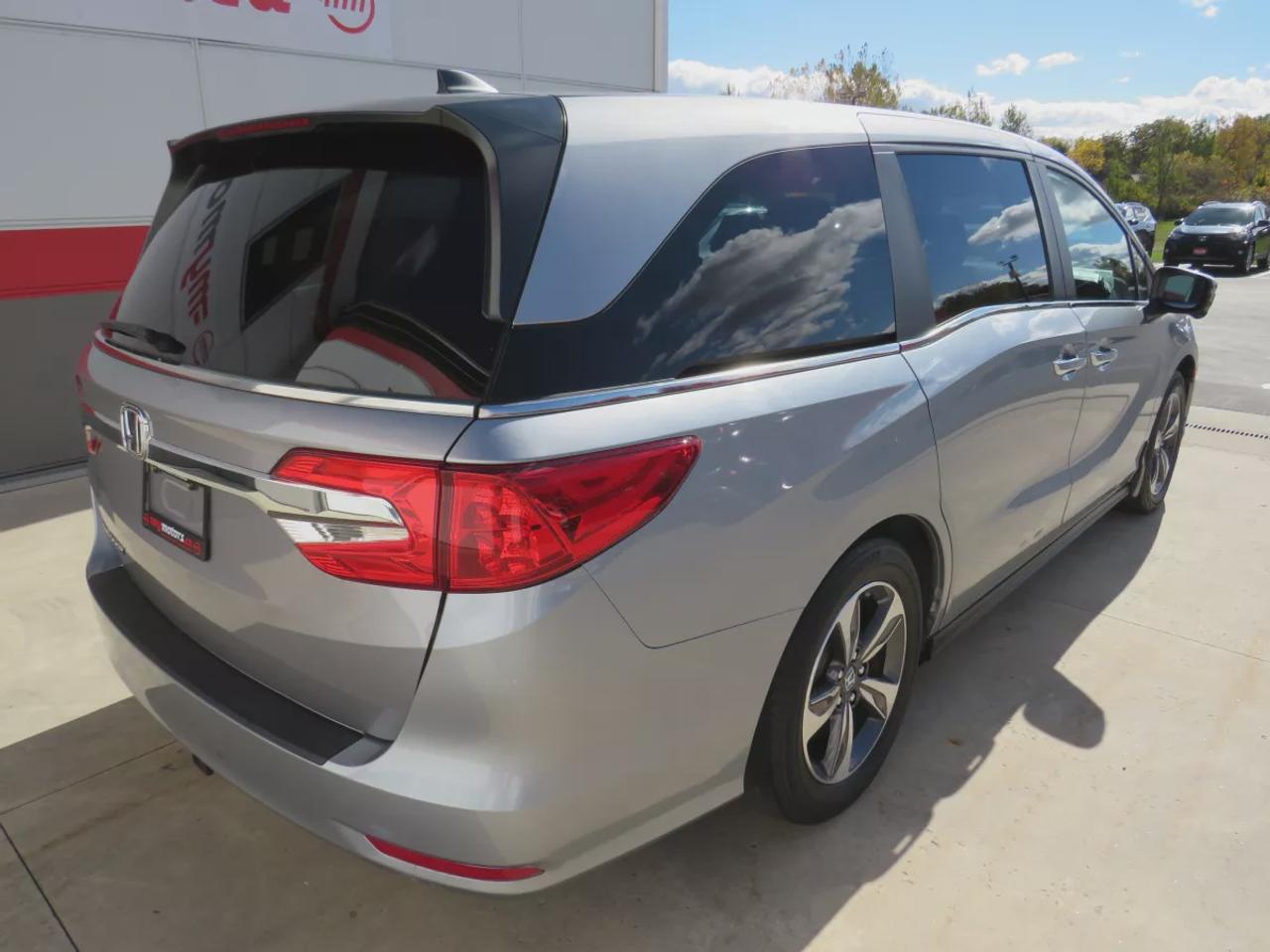 2019 Honda Odyssey EX  | Safety Certified | 8 Passenger | Trailer Hitch | Tints | Alloy Rims | DVD Entertainment System | Sunroof | Power Sliding Doors | Photo