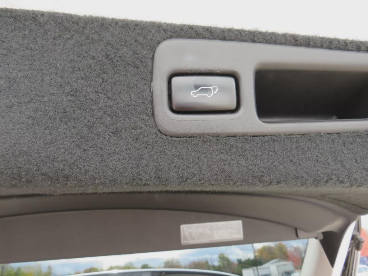 2015 Lexus RX 350 Sportdesign (**CLEAN TITLE/NO ACCIDENTS!!**SAFETY/CERTIFIED!!**AWD**ALLOY RIMS**LEATHER**SUNROOF**REVERSE CAMERA**POWER/MEMORY SEATS**PUSH BUTTON START**DIGITAL TOUCHSCREEN**CD PLAYER**REAR PRIVACY COVER**CRUISE CONTROL**BLUETOOTH**) Photo