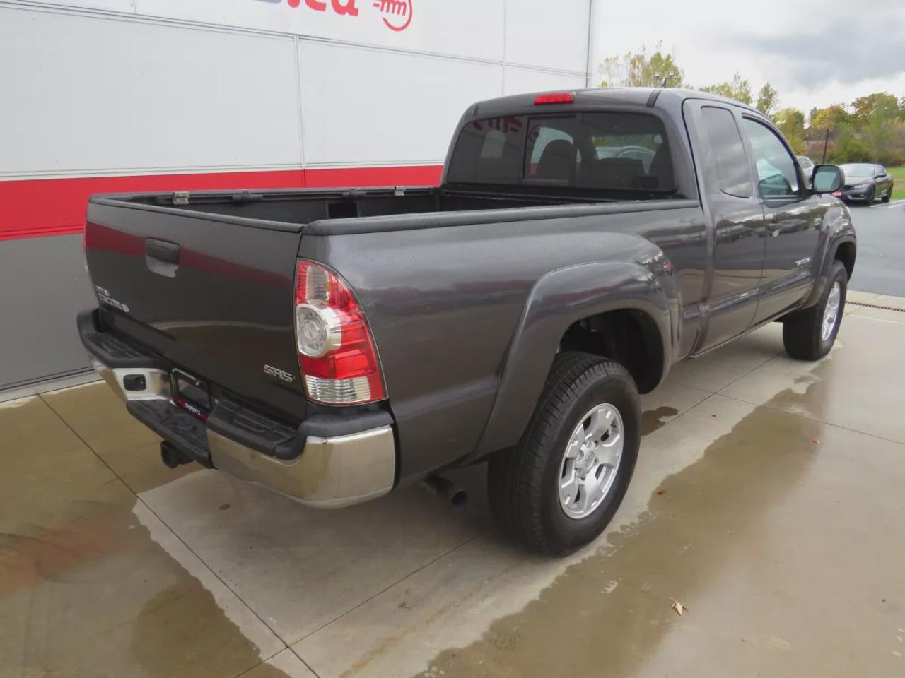 2011 Toyota Tacoma Base 4X4 | Rare | Safety Certified | Solid Frame | Manual Transmission | A/C | Trailer Hitch | Alloy Rims | Power Doors | Power Locks | CD Player Photo