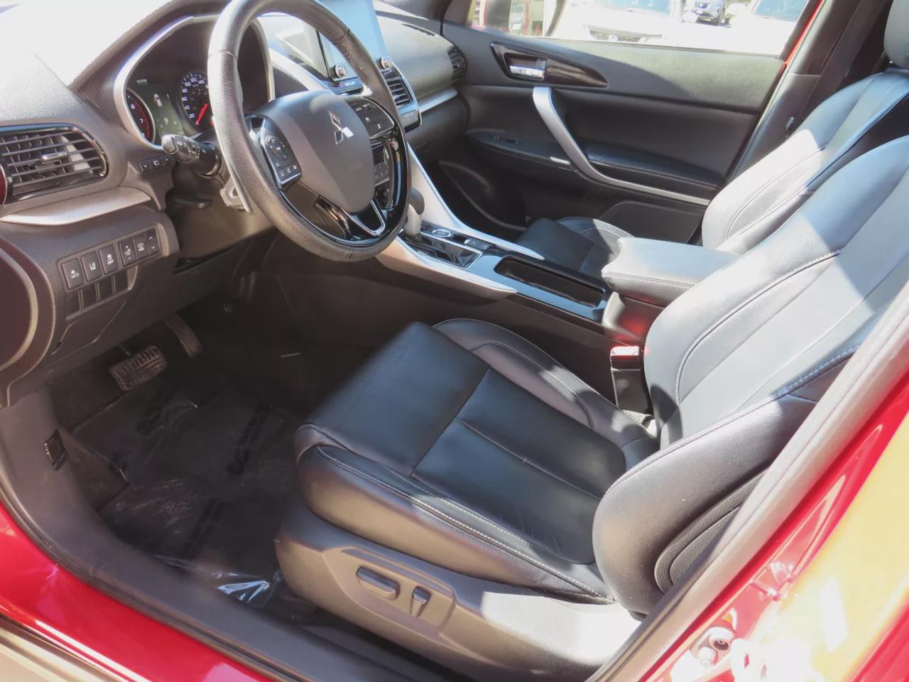 2023 Mitsubishi Eclipse Cross GT  | Safety Certified | 4WD | Leather | Power Seats | Heated Seats | USB | Eco Mode | Dual Pane Sunroof | Digital Touchscreen | Navigation | 360 Degree Reverse Camera | Lane Assist | Collision Warning | Bluetooth | Cruise Control Photo
