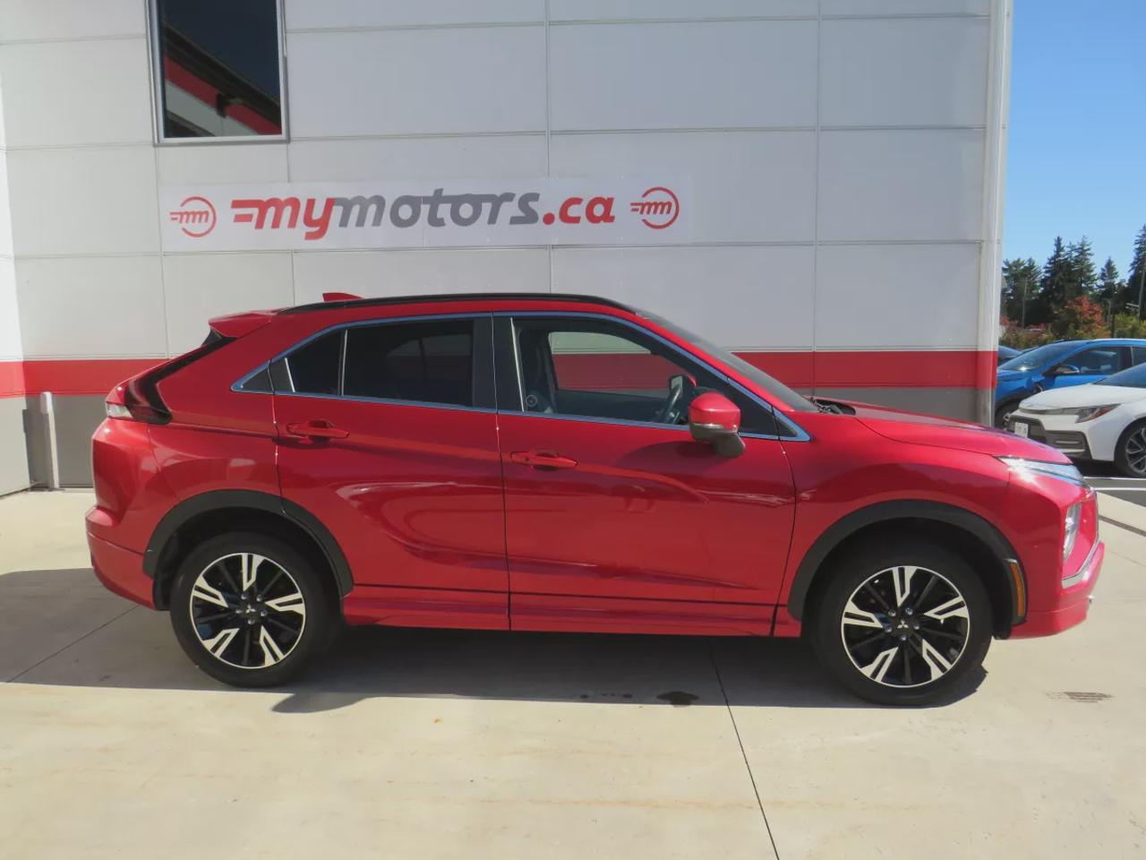 2023 Mitsubishi Eclipse Cross GT  | Safety Certified | 4WD | Leather | Power Seats | Heated Seats | USB | Eco Mode | Dual Pane Sunroof | Digital Touchscreen | Navigation | 360 Degree Reverse Camera | Lane Assist | Collision Warning | Bluetooth | Cruise Control Photo