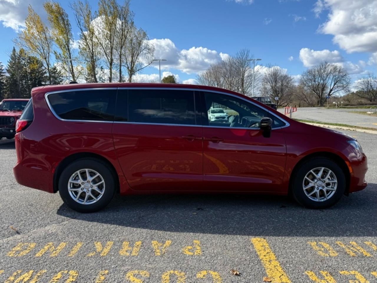 2026 Dodge Grand Caravan SXT  - Heated Seats Photo4