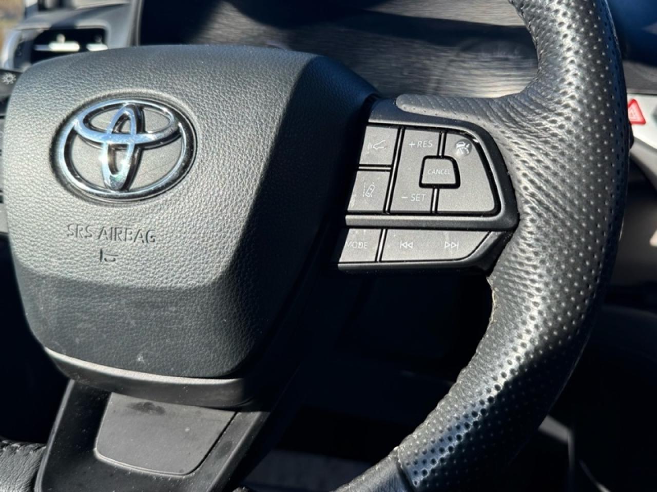 2024 Toyota Sienna LE Photo