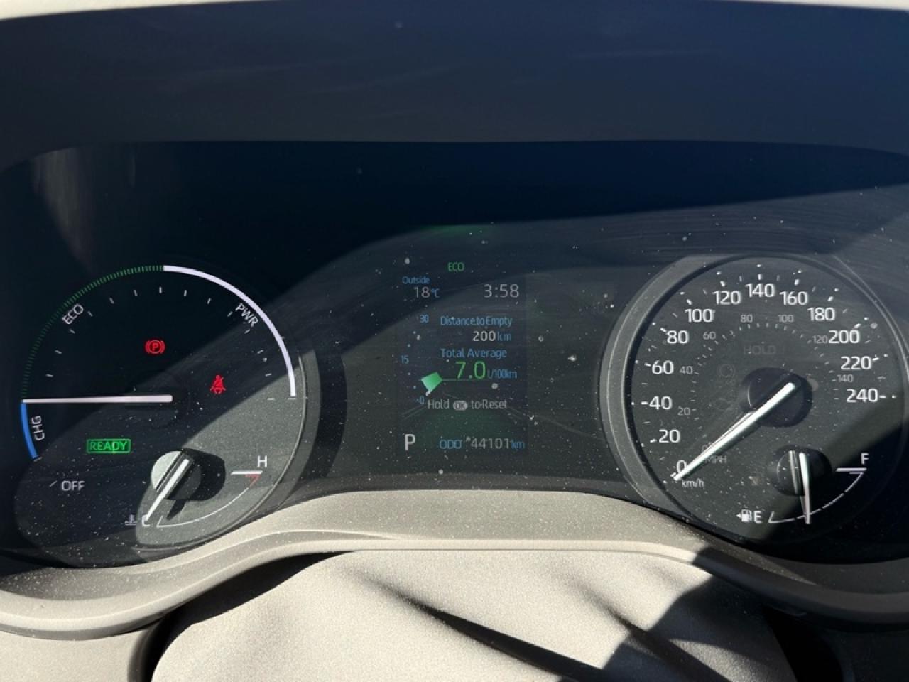 2024 Toyota Sienna LE Photo