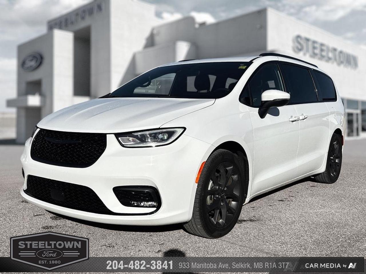 Used 2023 Chrysler Pacifica Touring L  - Apple CarPlay for sale in Selkirk, MB