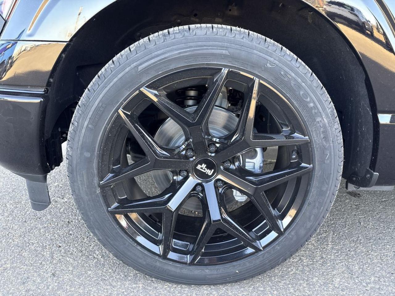 2025 Ford F-150 XL Photo2