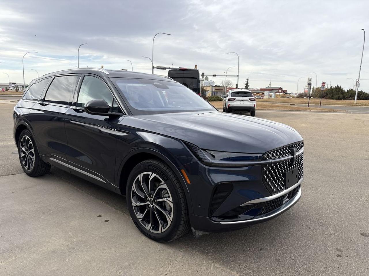 Used 2024 Lincoln Nautilus RESERVE for sale in Camrose, AB