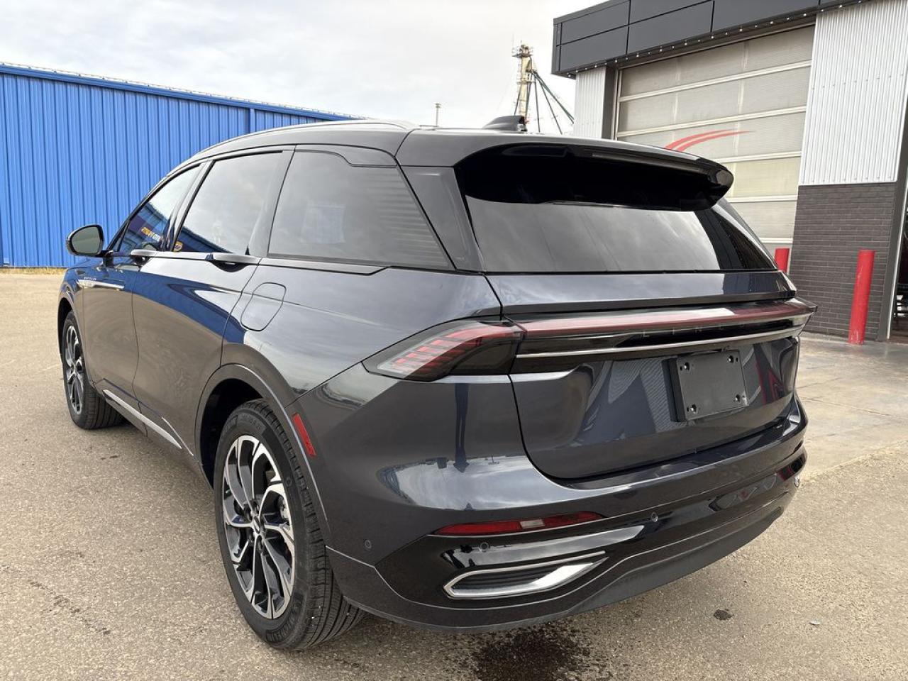 2024 Lincoln Nautilus RESERVE Photo4