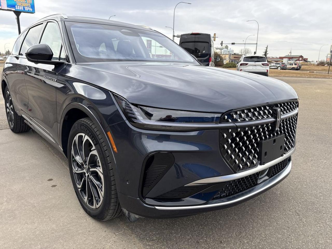 2024 Lincoln Nautilus RESERVE Photo5