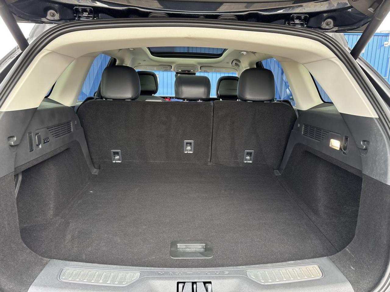 2024 Lincoln Nautilus RESERVE Photo5