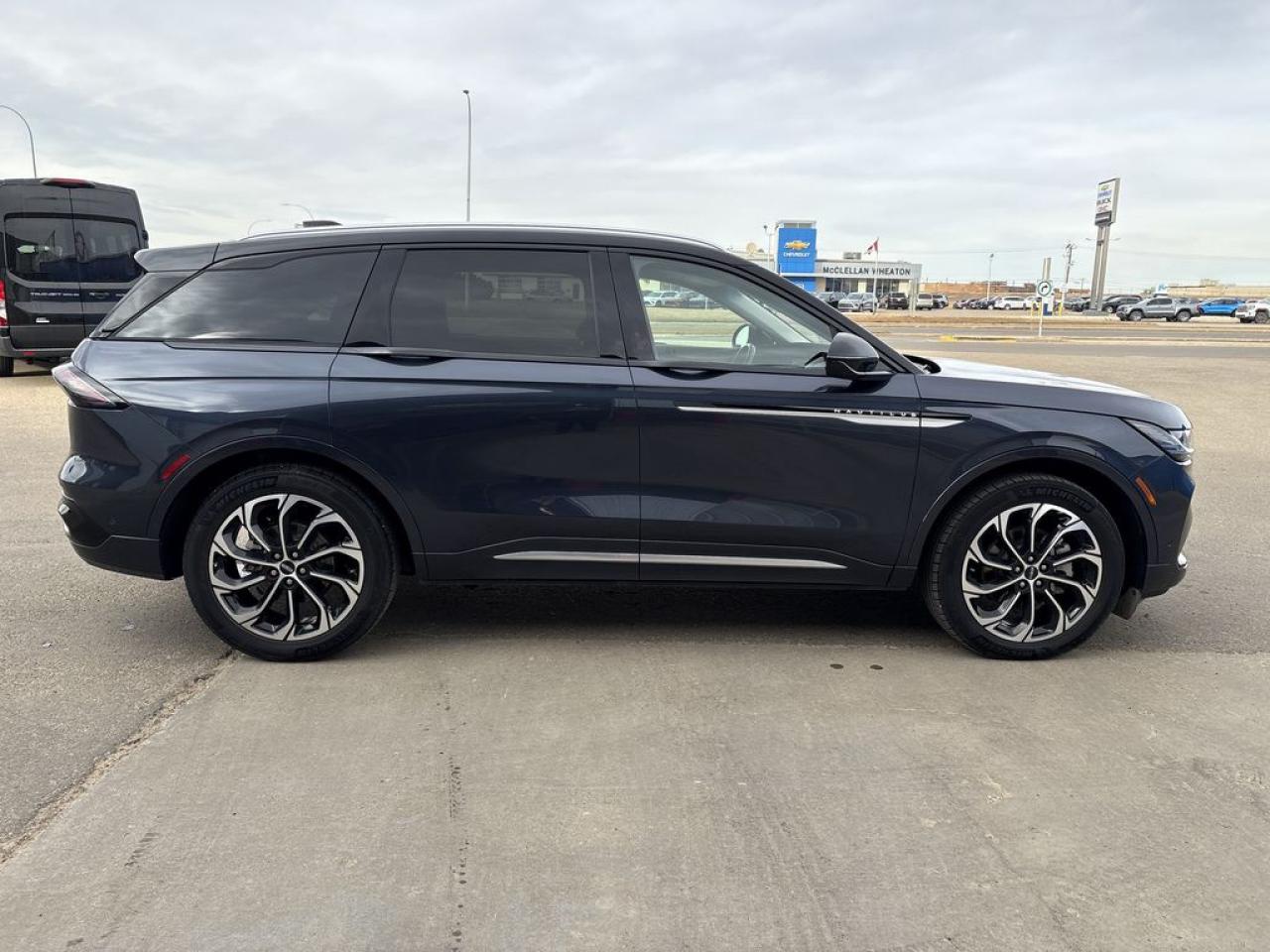 2024 Lincoln Nautilus RESERVE Photo5