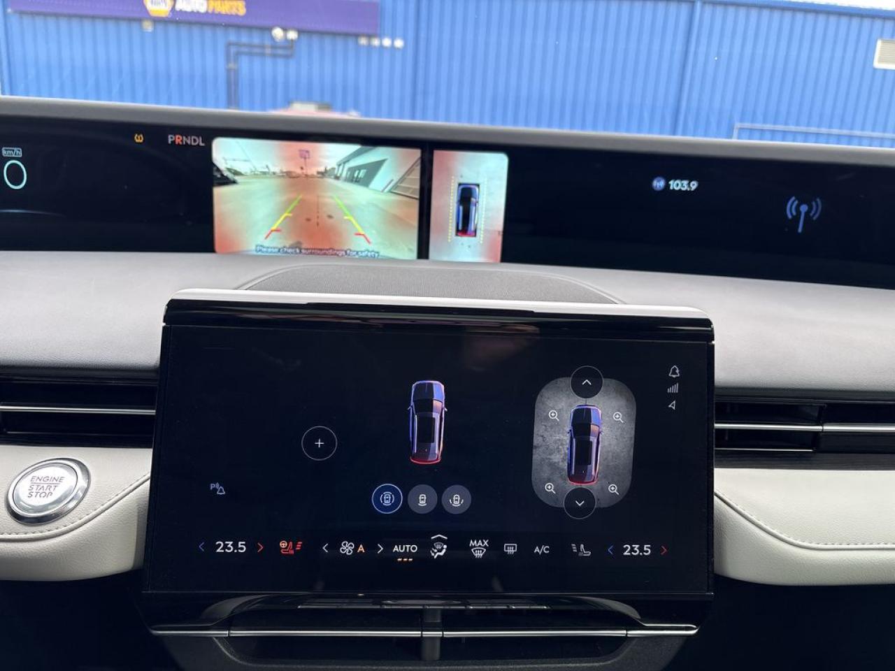 2024 Lincoln Nautilus RESERVE Photo5