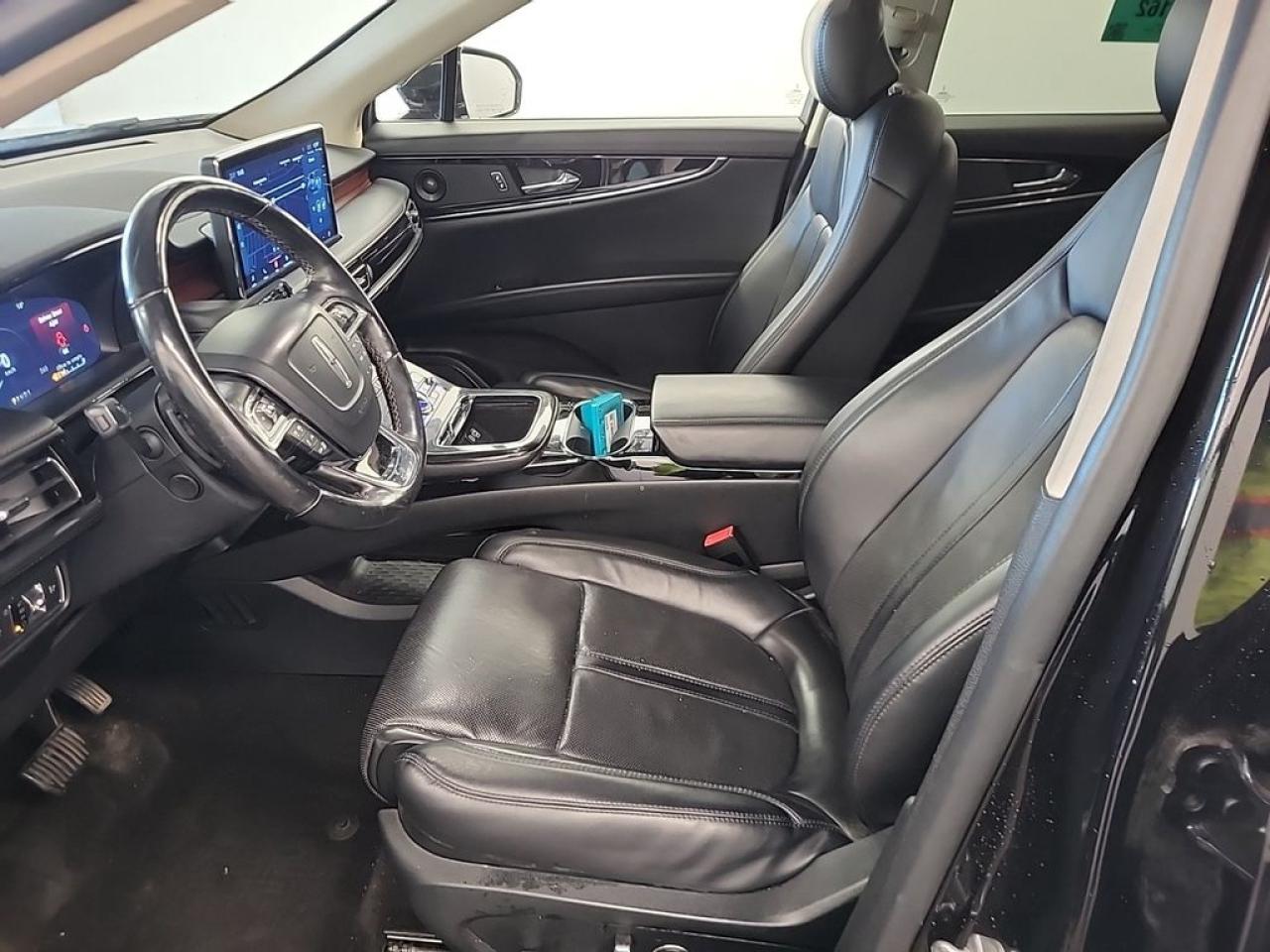 2022 Lincoln Nautilus RESERVE Photo5