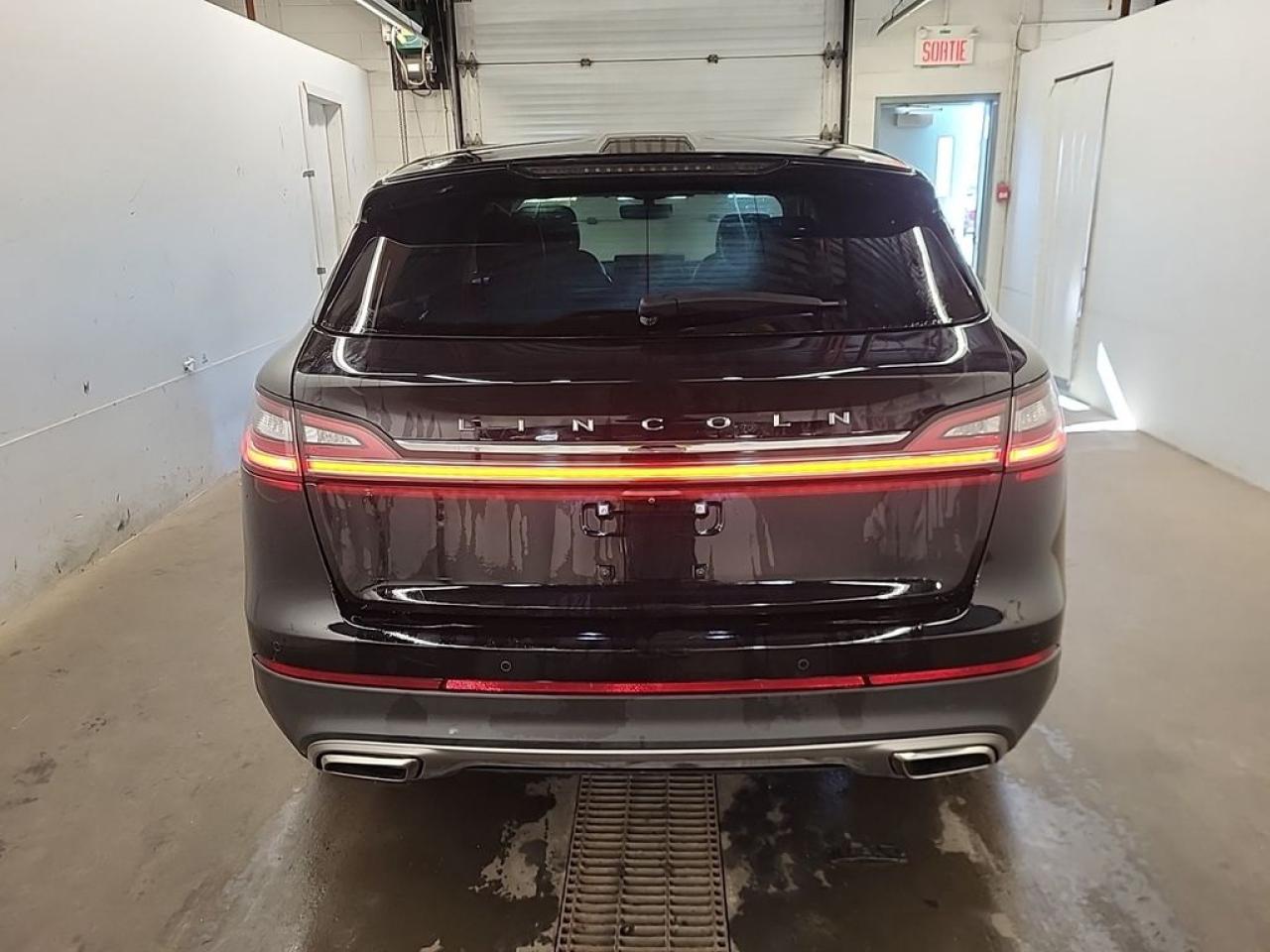 2022 Lincoln Nautilus RESERVE Photo5