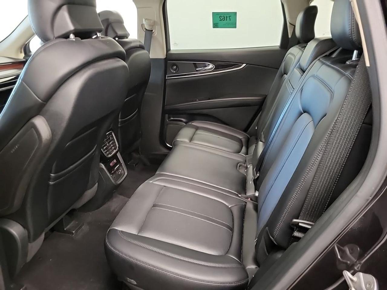 2022 Lincoln Nautilus RESERVE Photo5