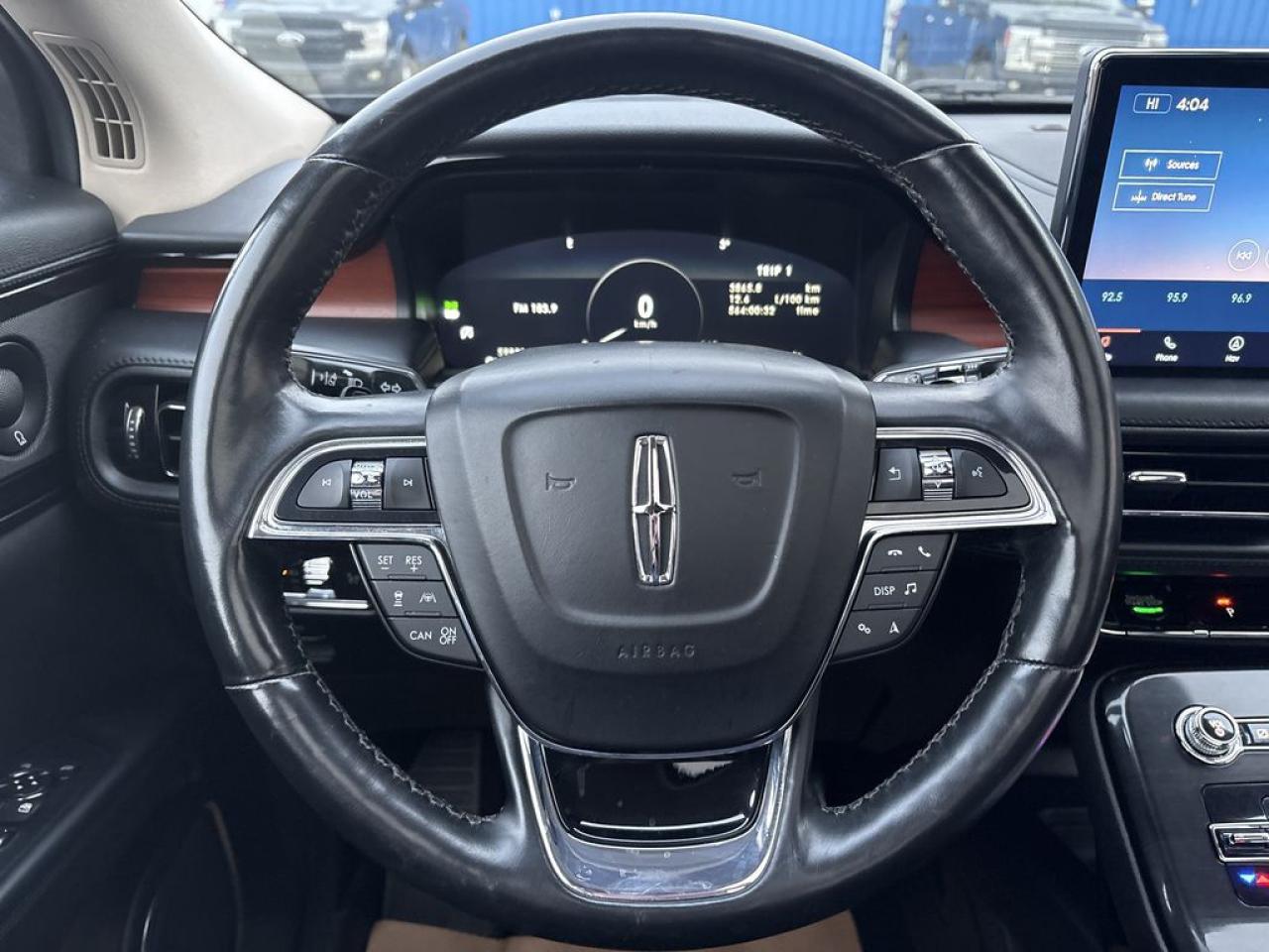 2022 Lincoln Nautilus RESERVE Photo5