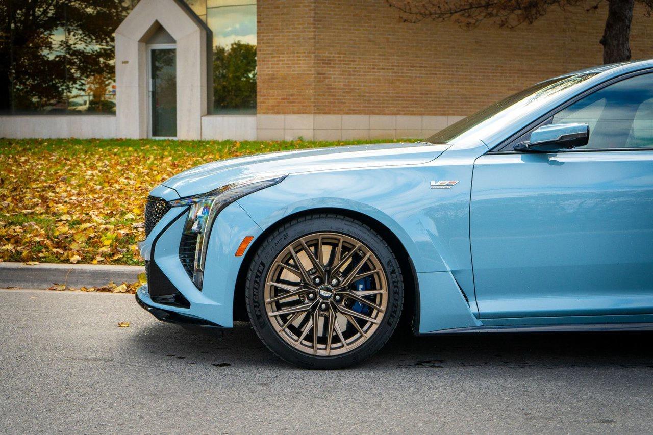 2025 Cadillac CT5-V Blackwing Photo