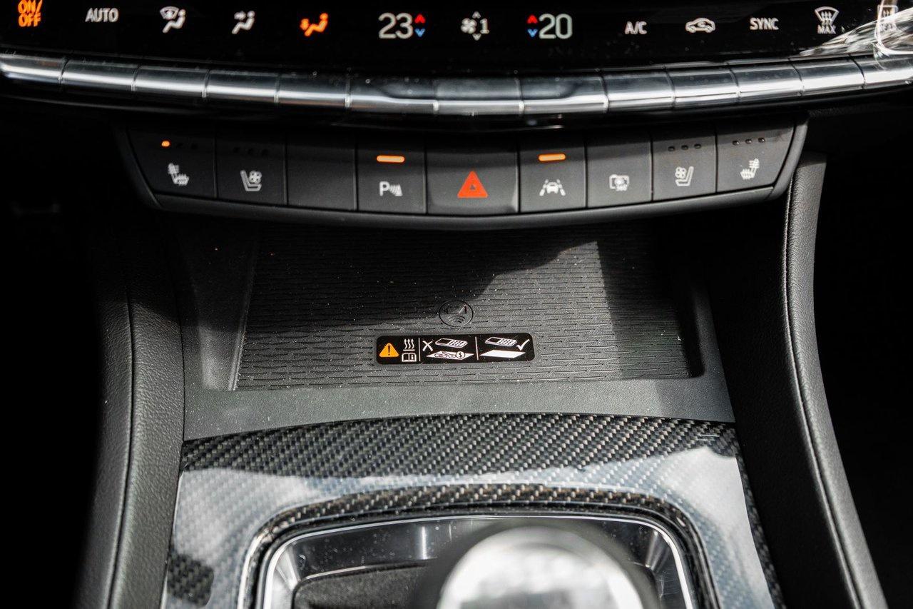 2025 Cadillac CT5-V Blackwing Photo