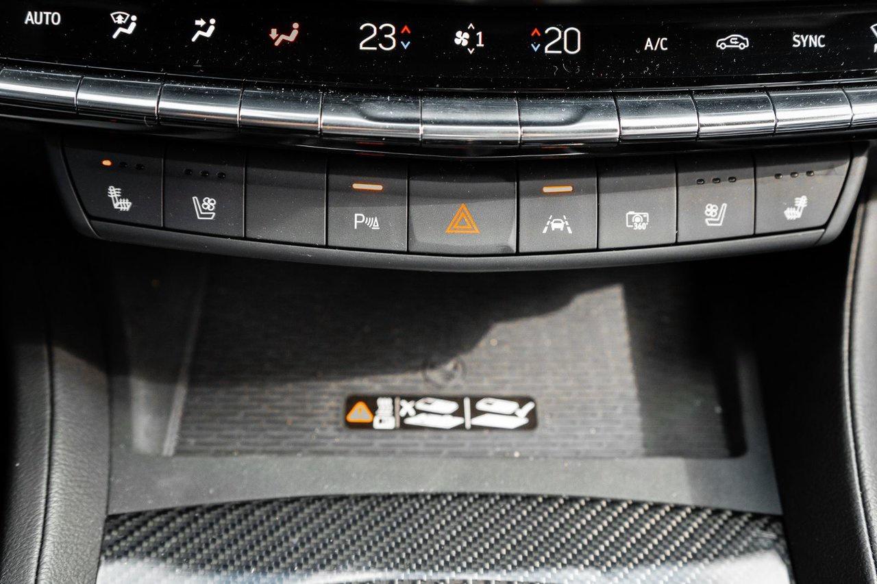 2025 Cadillac CT5-V Blackwing Photo