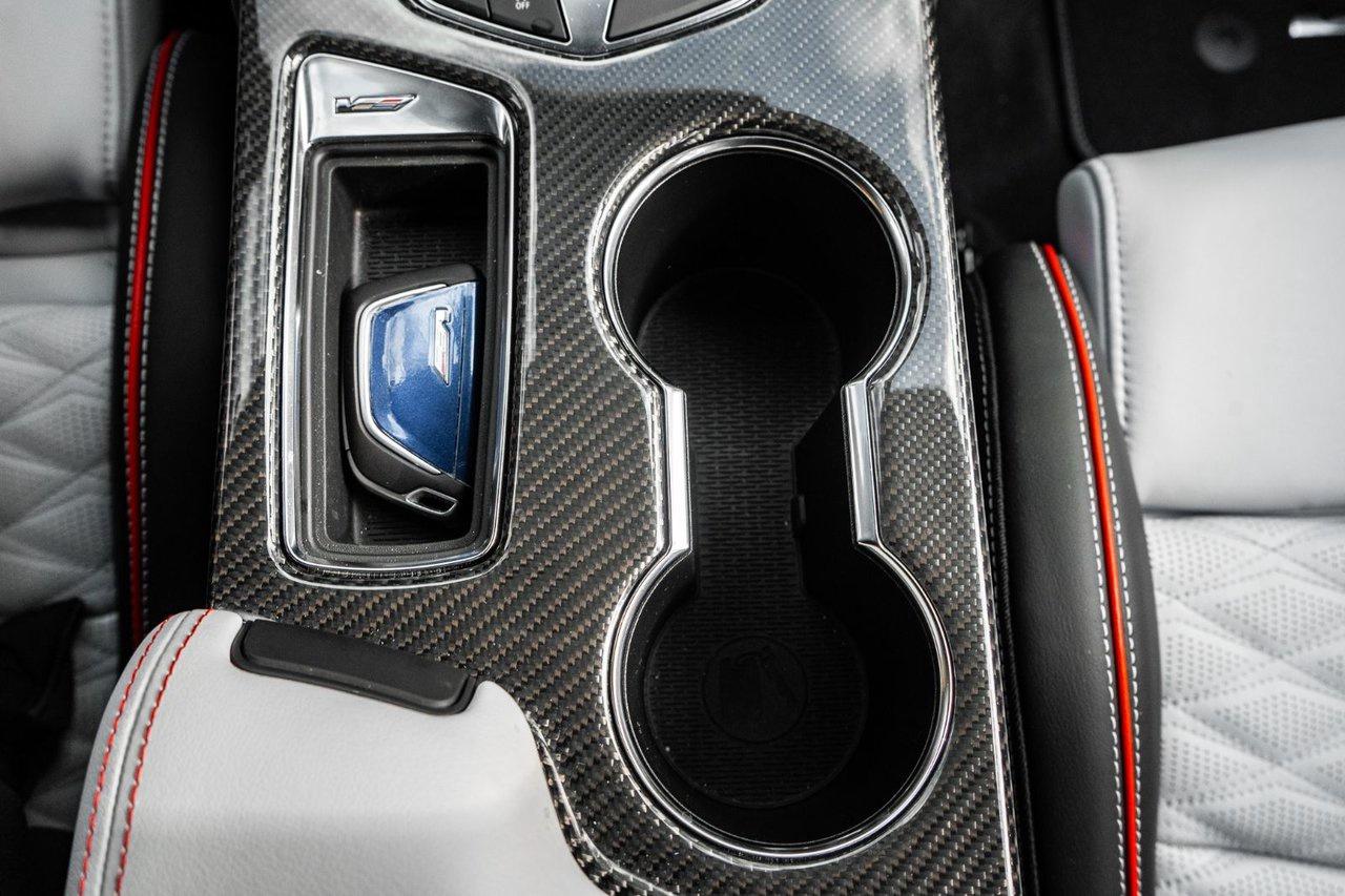 2025 Cadillac CT5-V Blackwing Photo