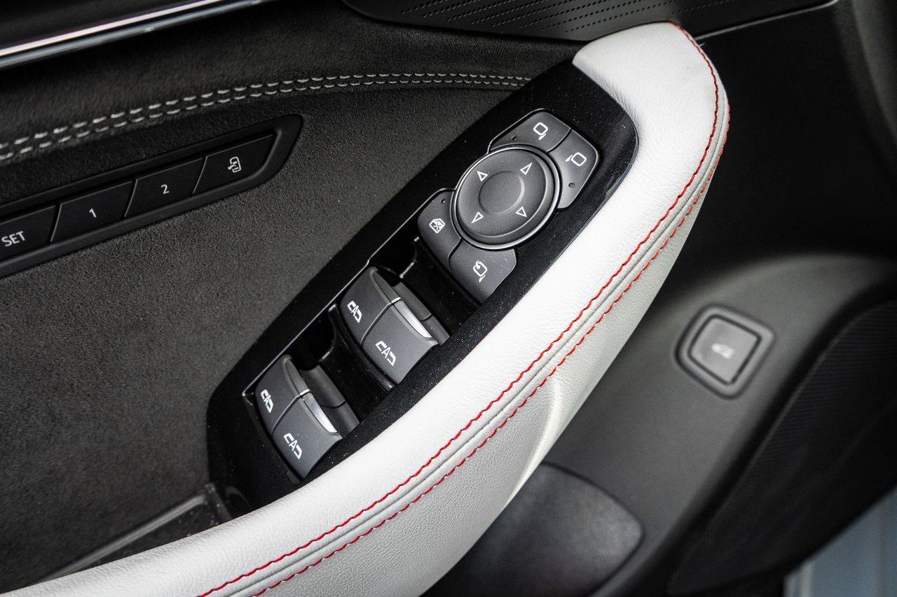 2025 Cadillac CT5-V Blackwing Photo