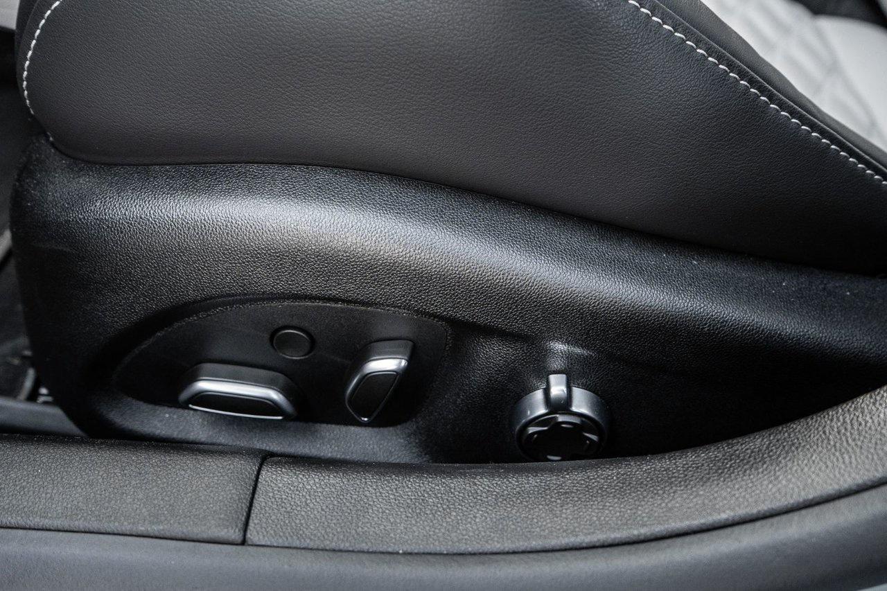 2025 Cadillac CT5-V Blackwing Photo