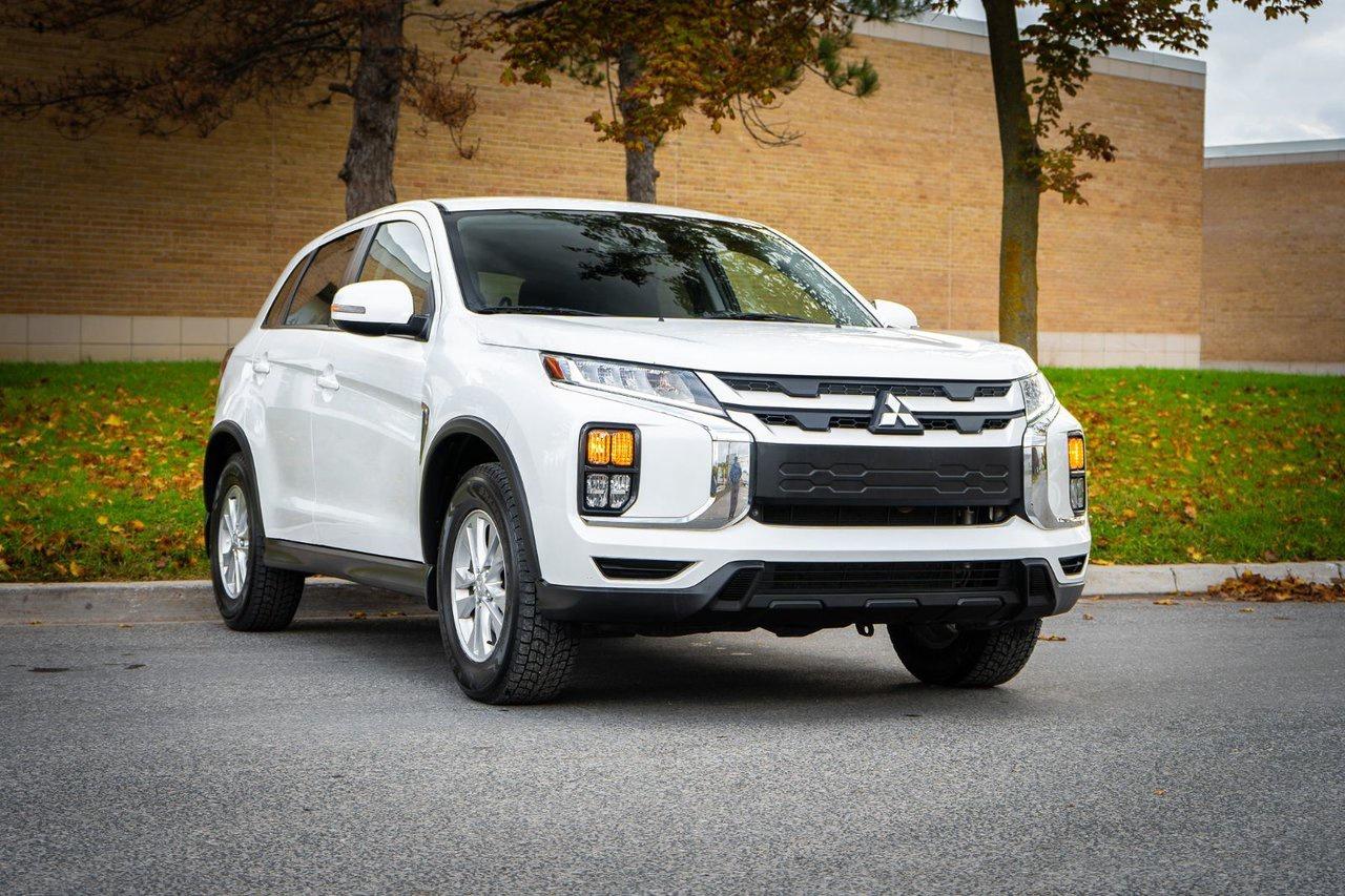 2021 Mitsubishi RVR SE AWD Photo