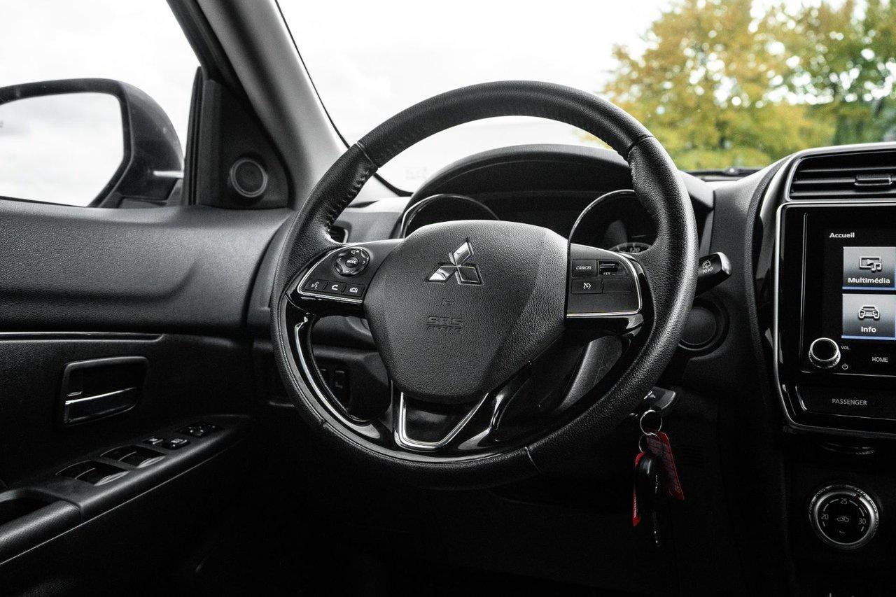 2021 Mitsubishi RVR SE AWD Photo