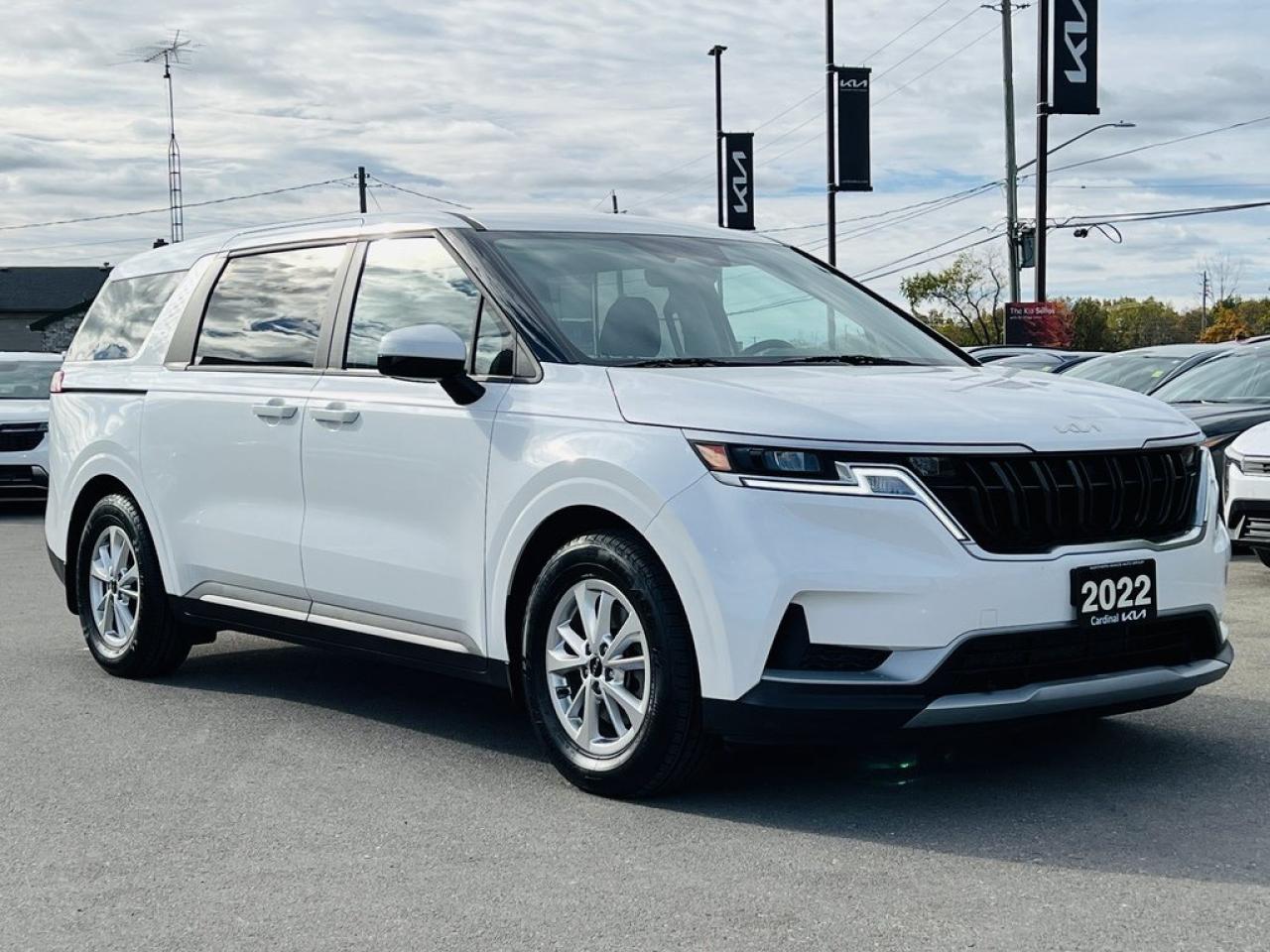 2022 Kia Carnival LX Photo