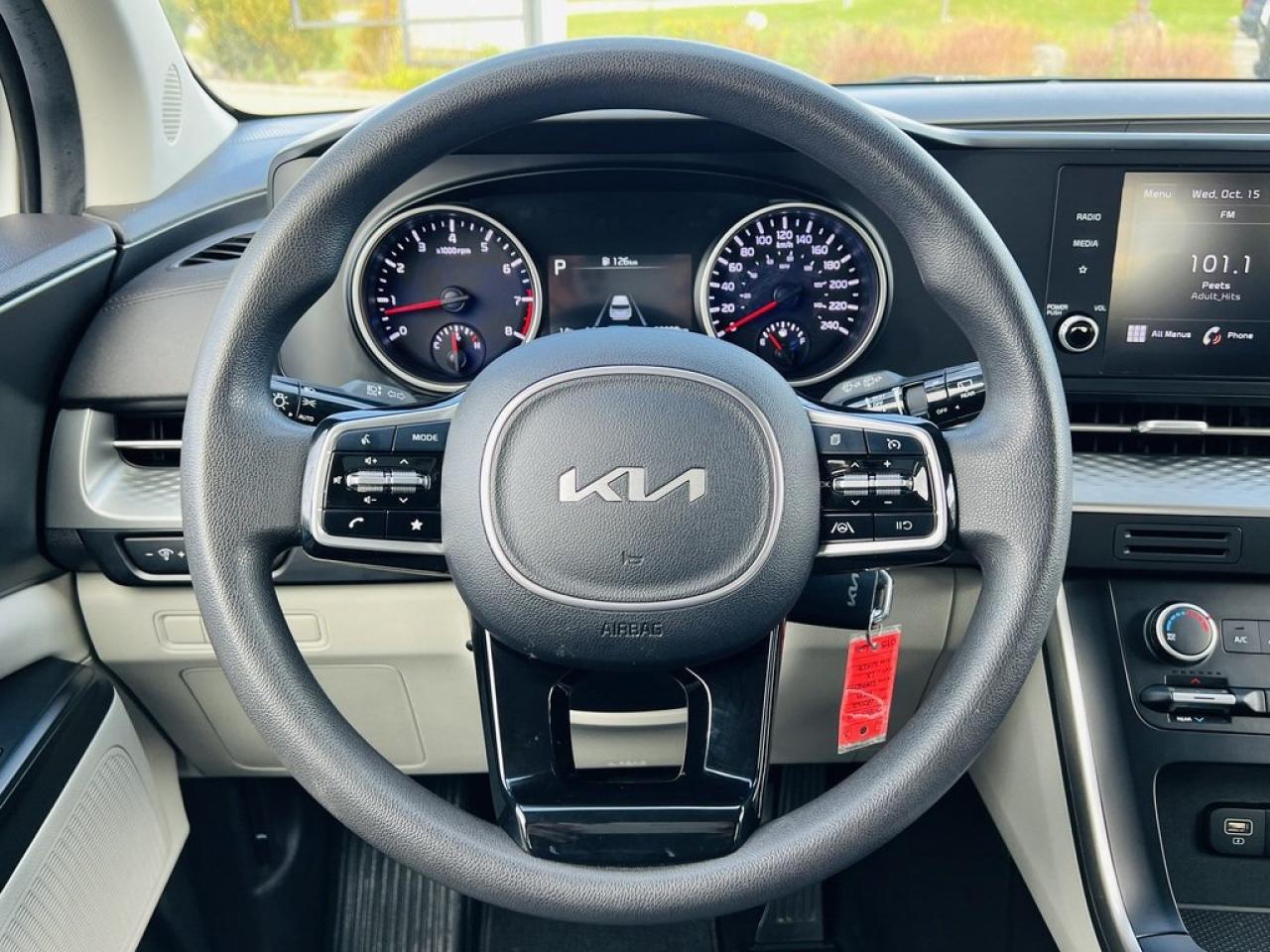 2022 Kia Carnival LX Photo