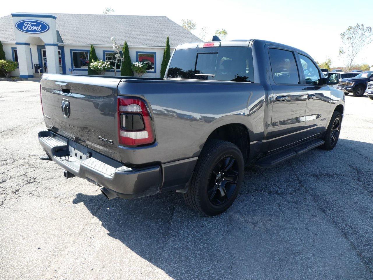 2022 Dodge Ram SPORT Photo