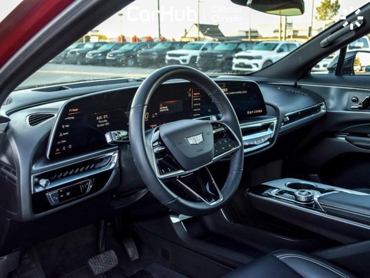 2024 Cadillac LYRIQ Tech 33"Display Glass Roof w/Power Sahade Blind Spot R-Start Photo