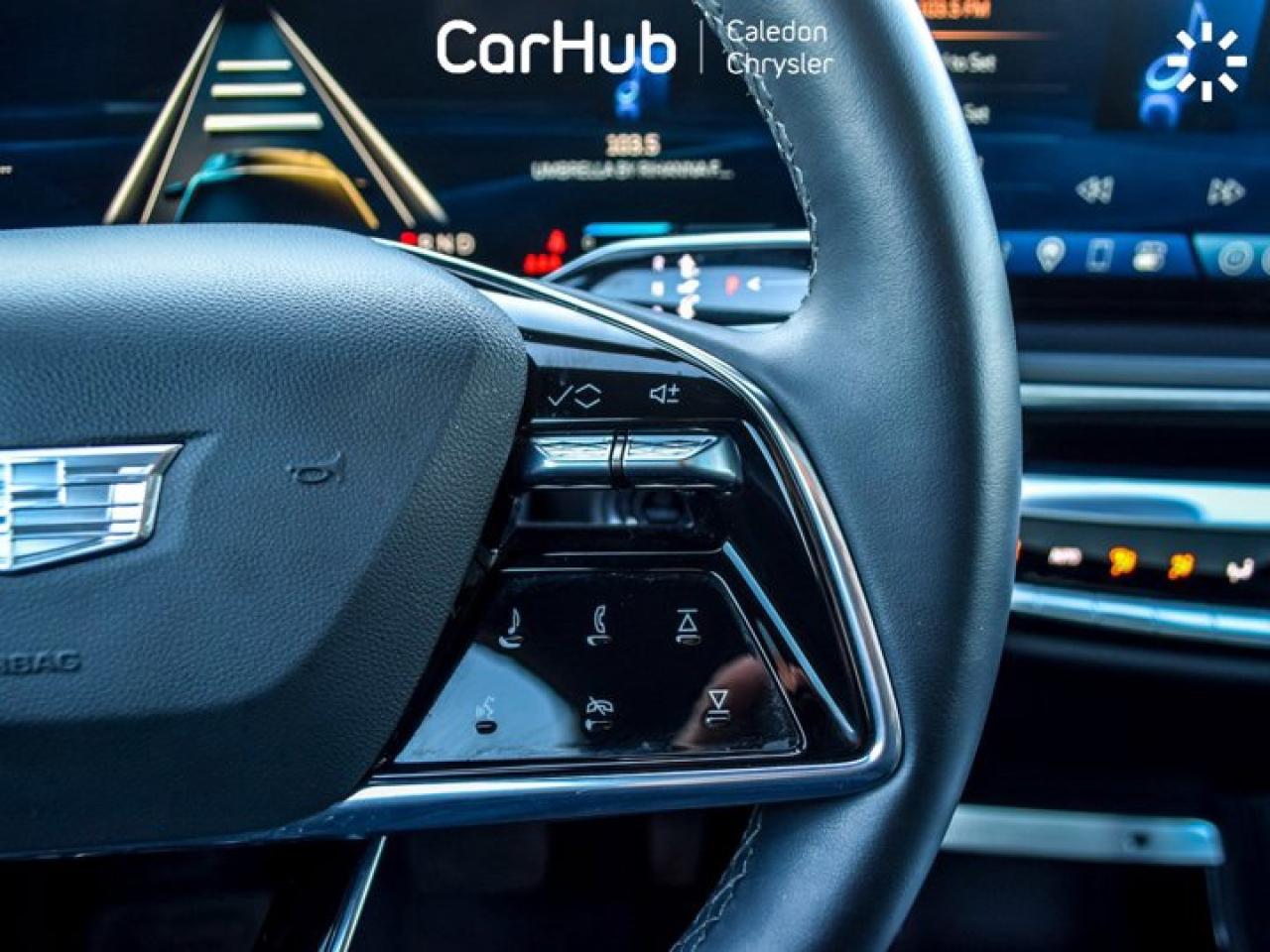 2024 Cadillac LYRIQ Tech 33"Display Glass Roof w/Power Sahade Blind Spot R-Start Photo