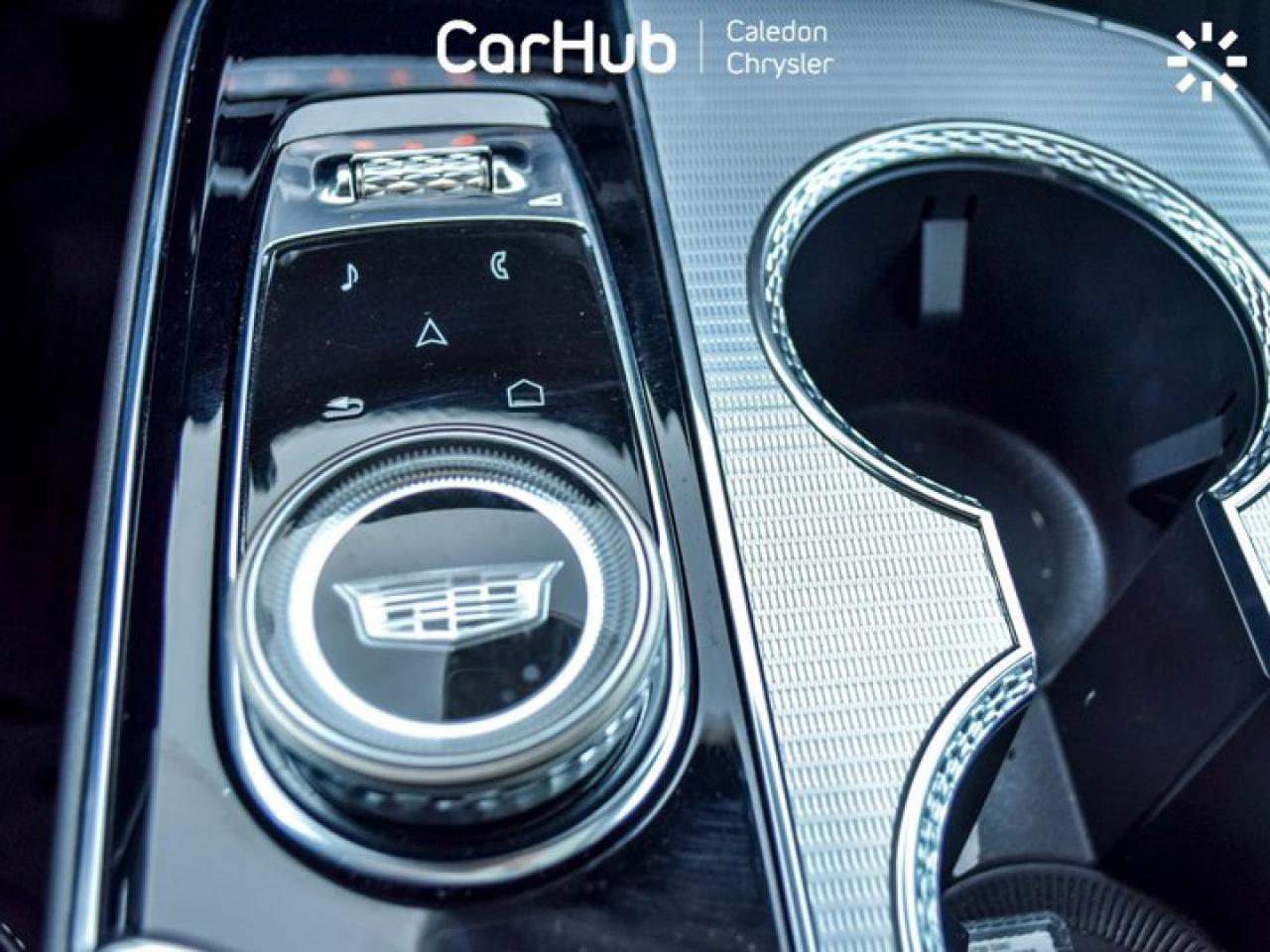 2024 Cadillac LYRIQ Tech 33"Display Glass Roof w/Power Sahade Blind Spot R-Start Photo