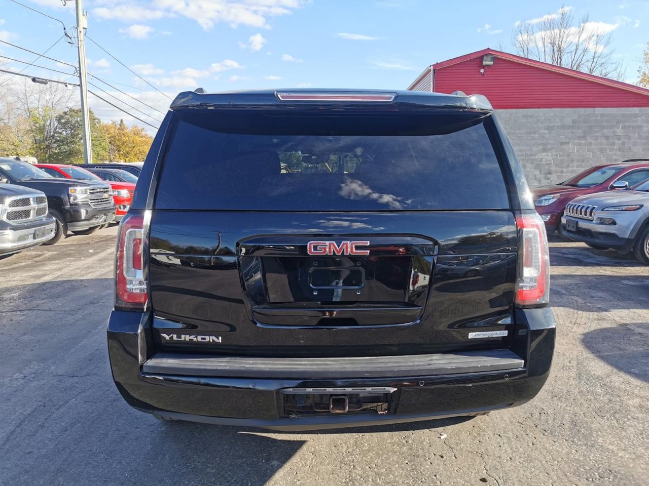 2018 GMC Yukon SLT - Photo #4