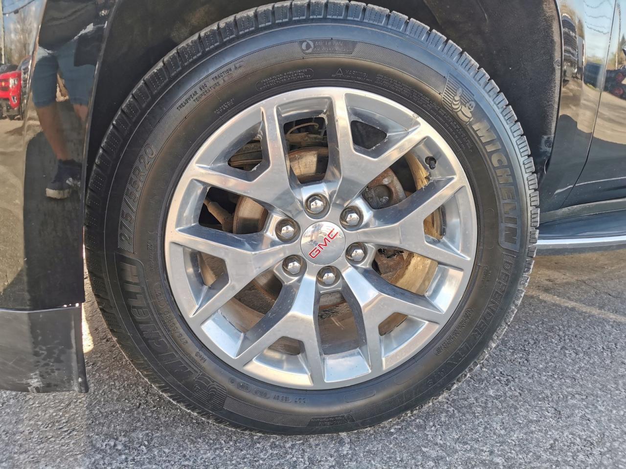 2018 GMC Yukon SLT - Photo #8