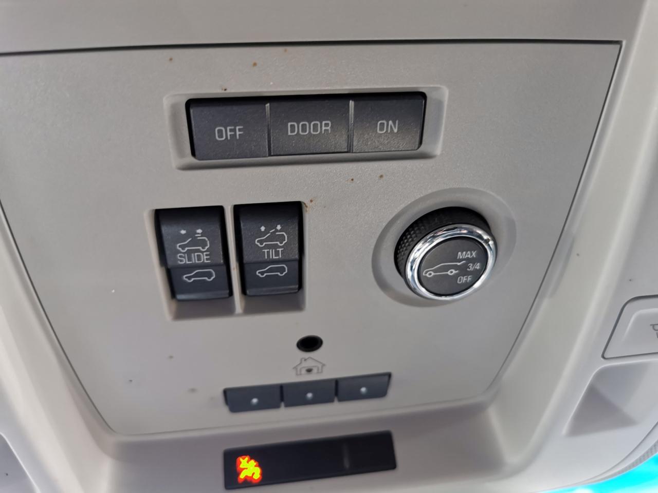 2018 GMC Yukon SLT - Photo #35