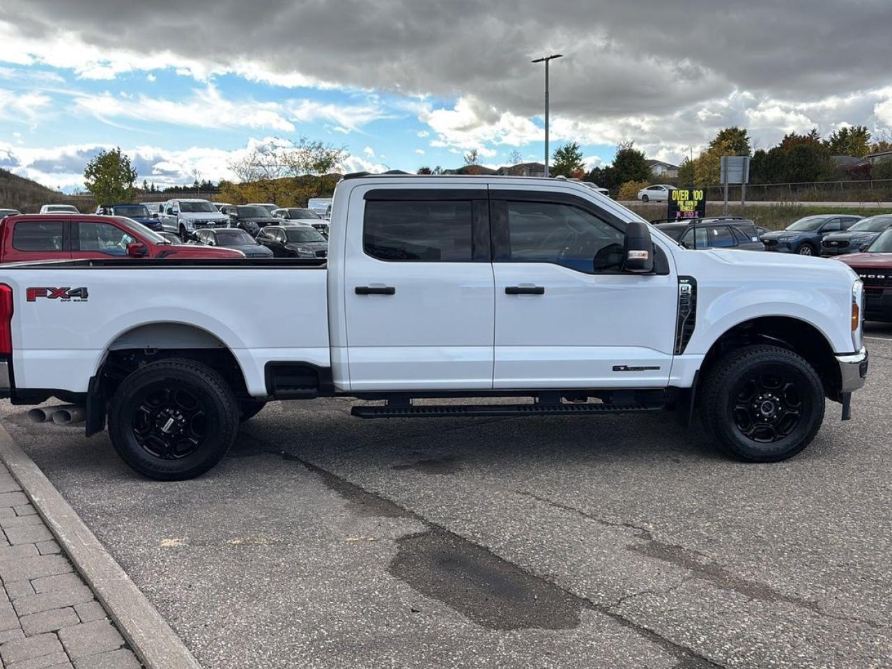 2024 Ford F-250 Super Duty SRW XLT Photo3