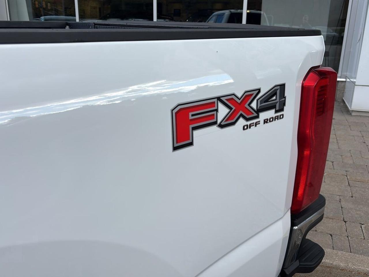 2024 Ford F-250 Super Duty SRW XLT Photo5