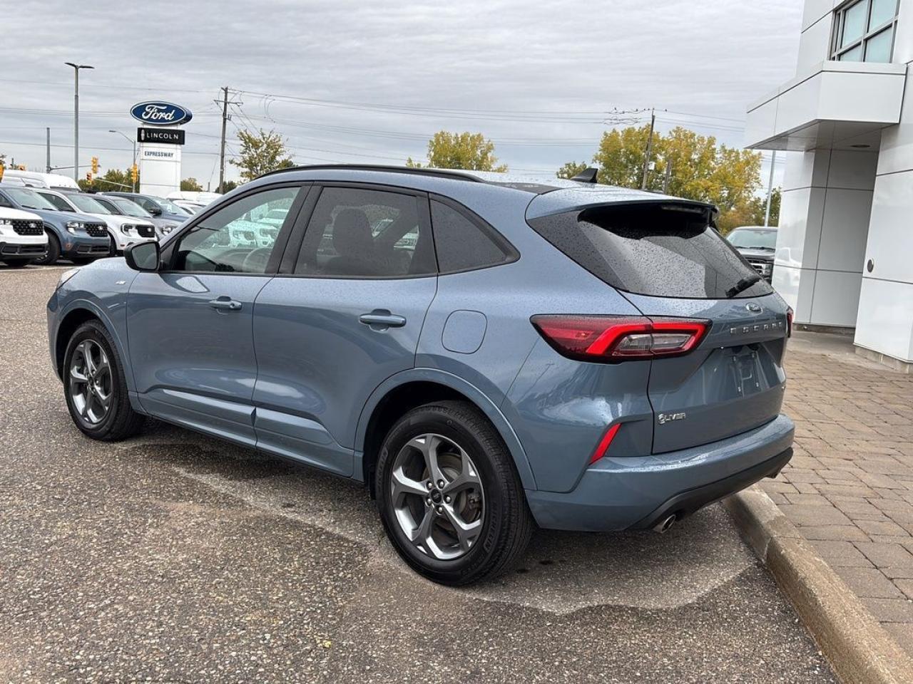 2023 Ford Escape ST-Line Photo5