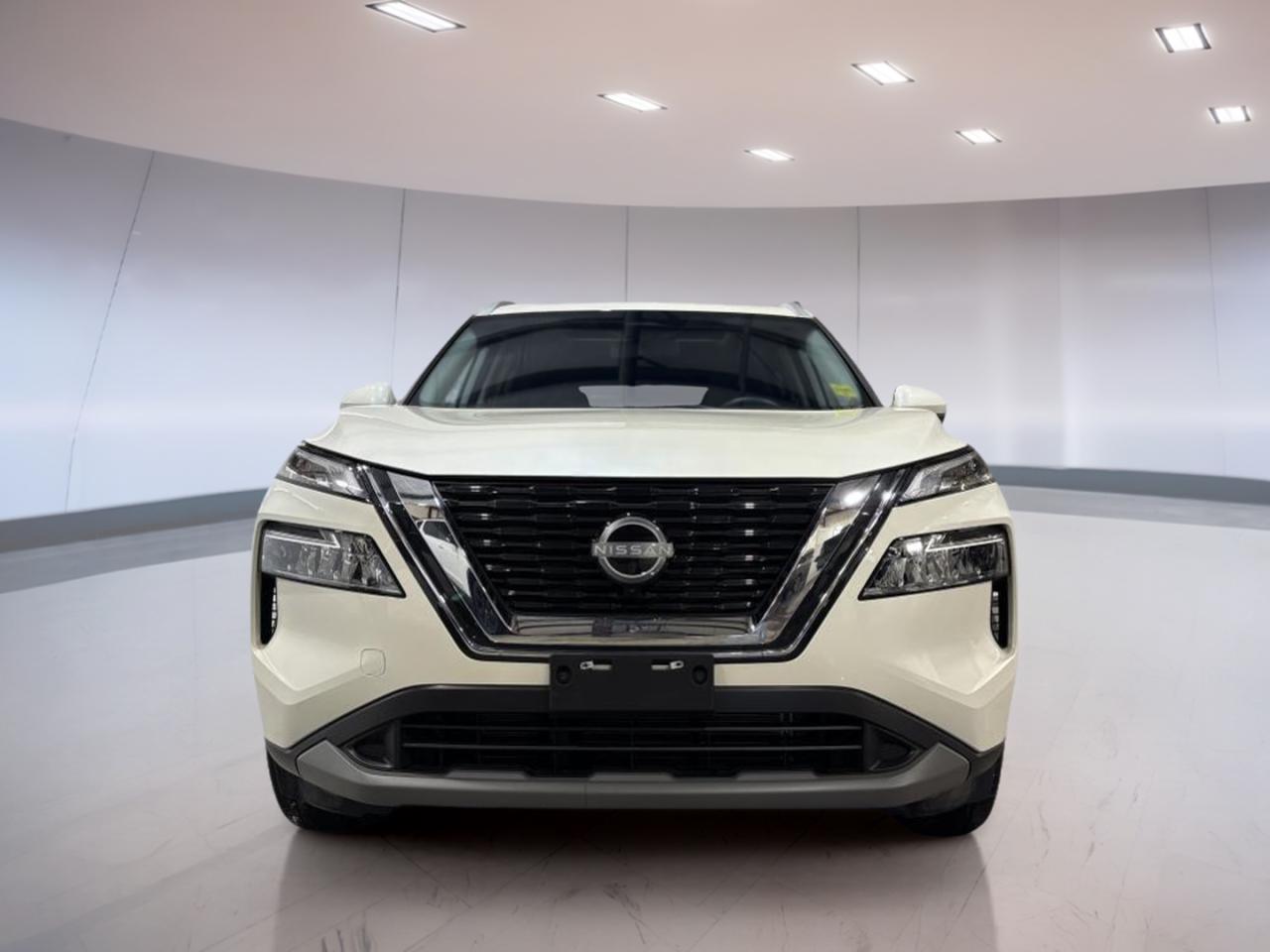 Used 2023 Nissan Rogue SV MOONROOF for sale in Moose Jaw, SK