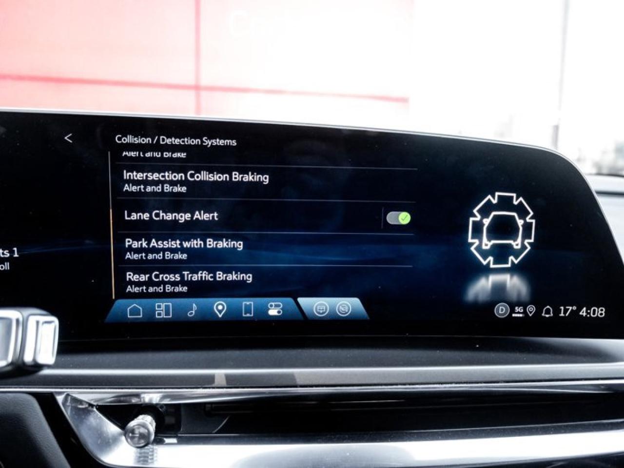 2024 Cadillac LYRIQ Tech Panoroof Heated Seats Apple CarPlay Android Auto Photo