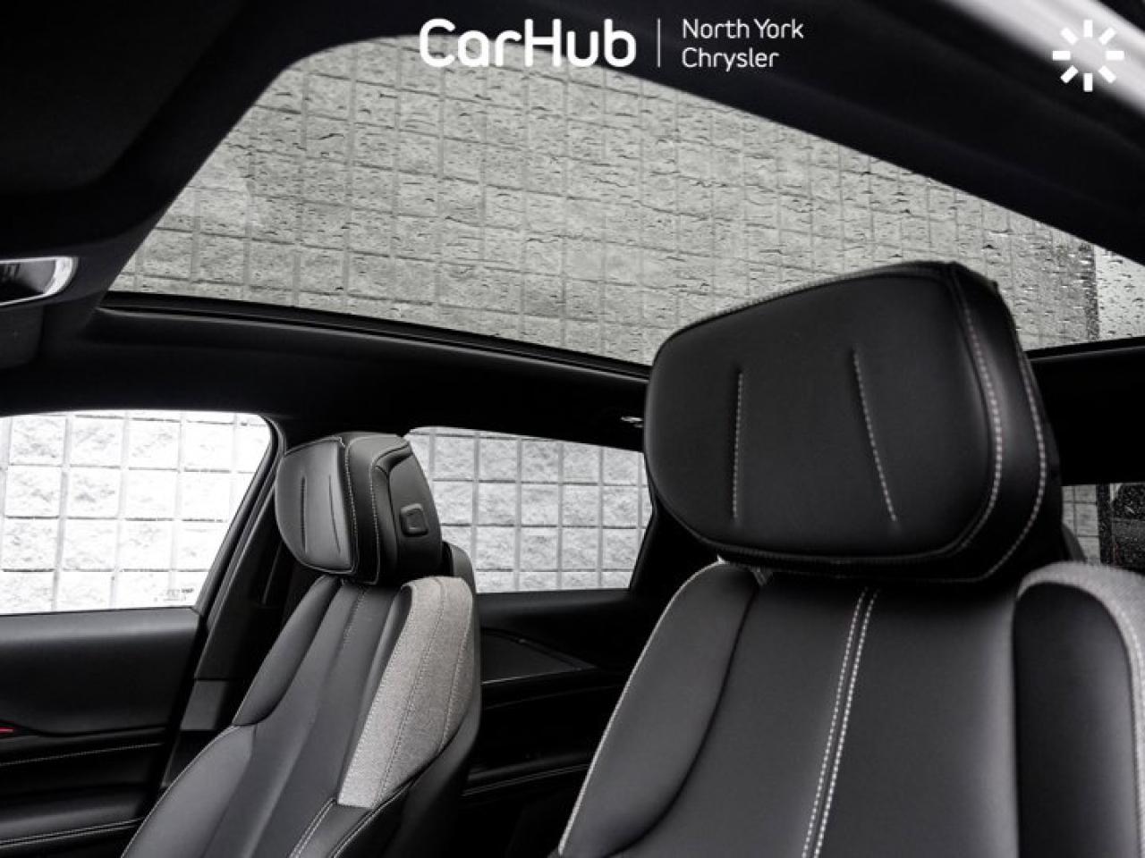 2024 Cadillac LYRIQ Tech Panoroof Heated Seats Navi Apple CarPlay Android Auto Photo