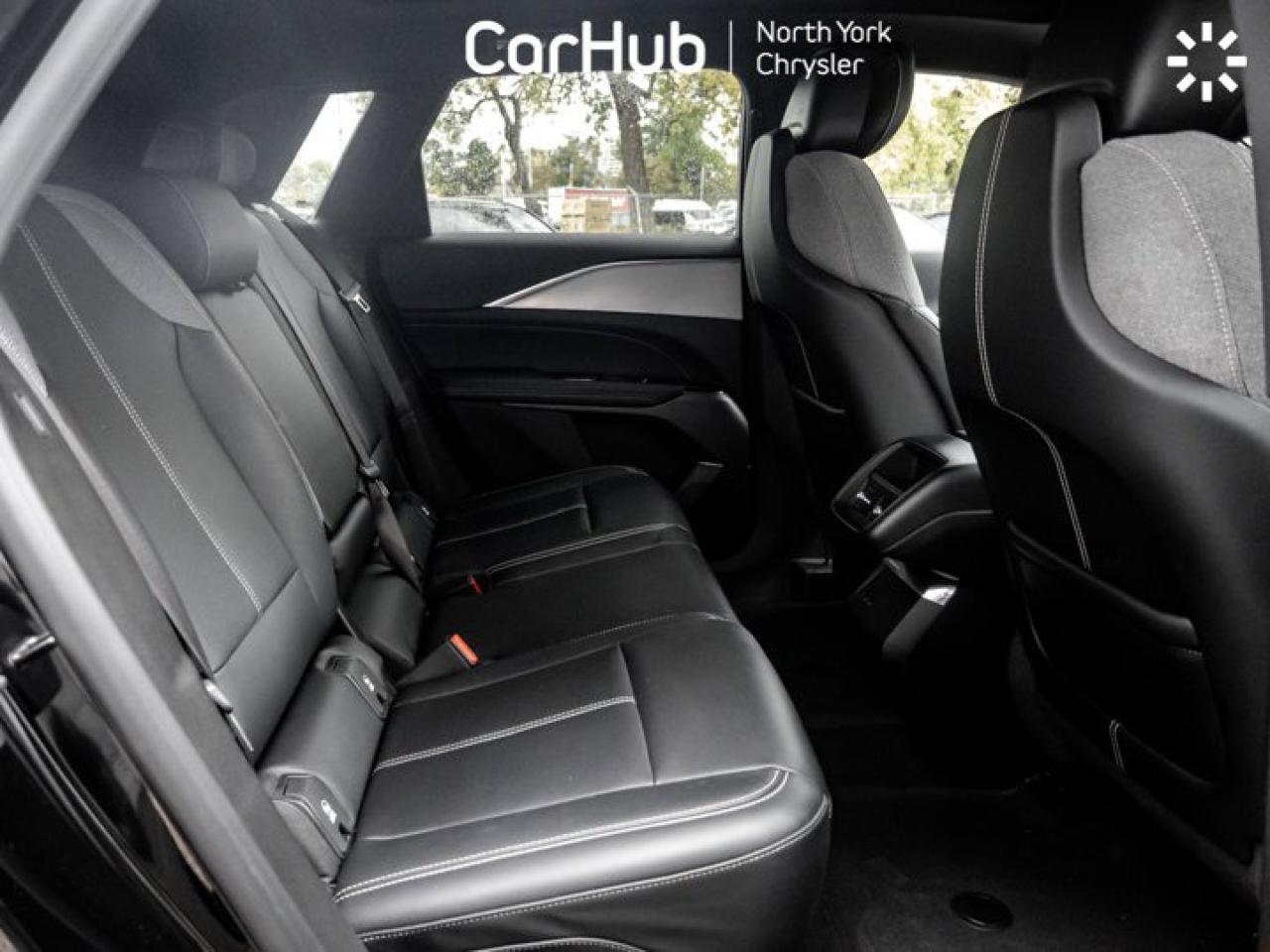 2024 Cadillac LYRIQ Tech Panoroof Heated Seats Navi Apple CarPlay Android Auto Photo