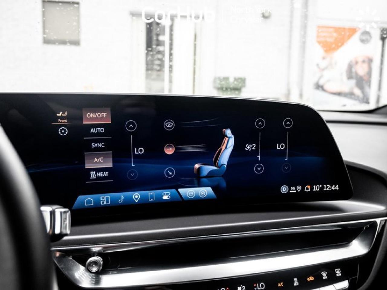 2024 Cadillac LYRIQ Tech Panoroof Heated Seats Navi Apple CarPlay Android Auto Photo