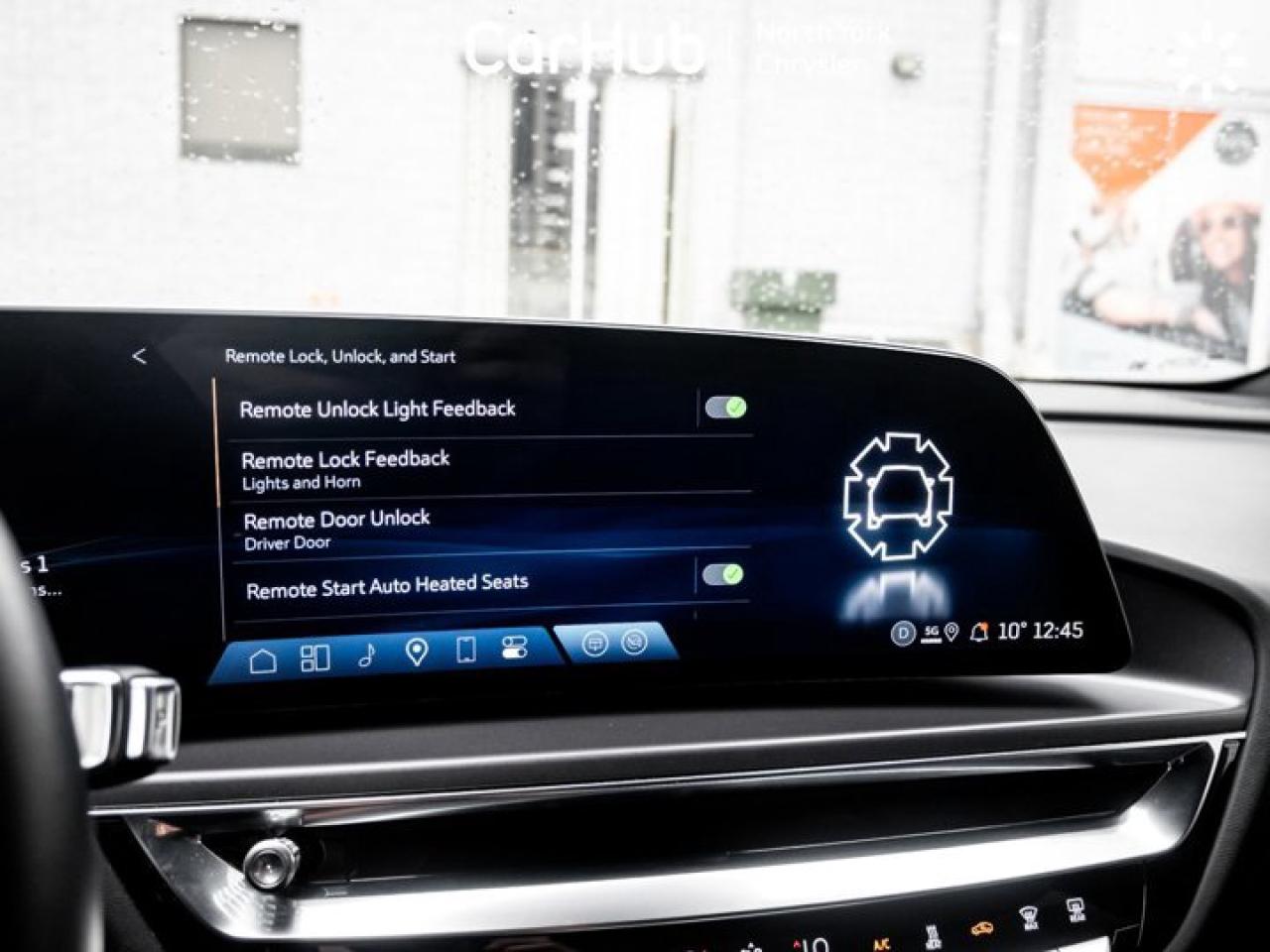 2024 Cadillac LYRIQ Tech Panoroof Heated Seats Navi Apple CarPlay Android Auto Photo